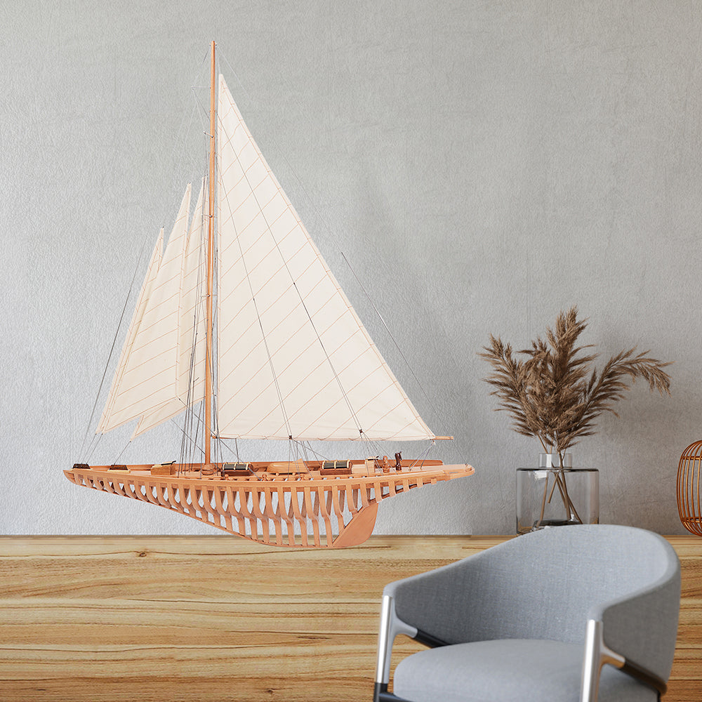 Y224 - Shamrock Open Hull L80 Sailboat Model