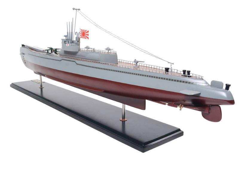 B506 - Submarine Cutaway L70 L72