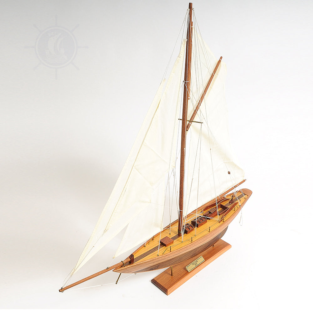PEN DUICK Model Yacht Small | Fully Assembled Wooden Ship Model For Wholesale