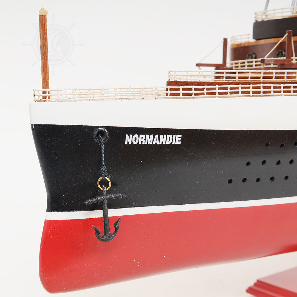 NORMANDIE CRUISE SHIP MODEL LARGE WITH DISPLAY CASE | High-quality Cruiser| Fully Assembled Wooden Model Ship