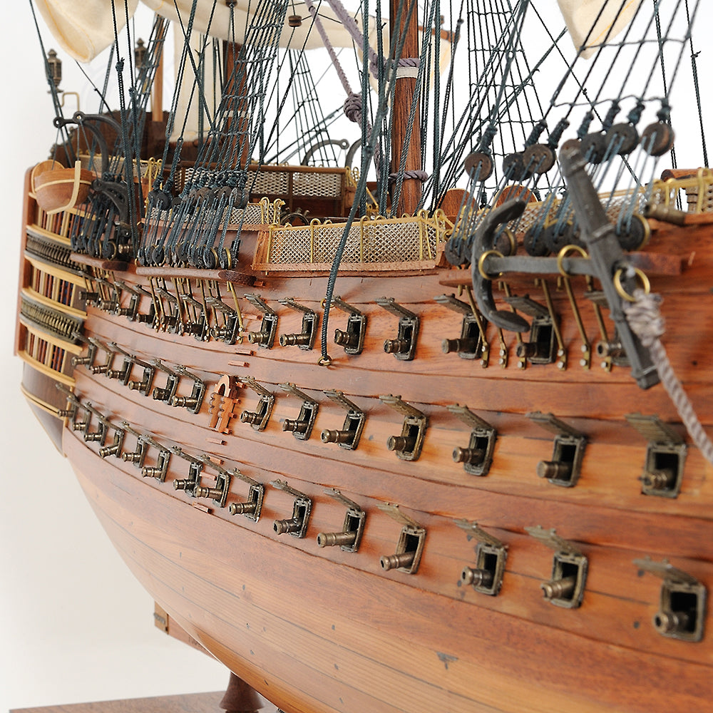 HMS VICTORY MODEL SHIP LARGE WITH TABLE TOP DISPLAY CASE | High-quality | Fully Assembled Wooden Ship Models