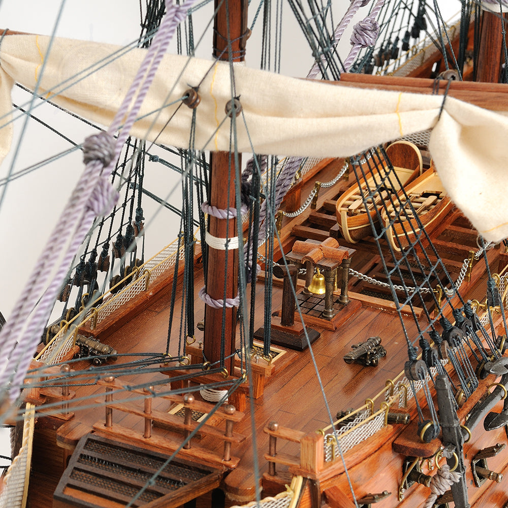 HMS VICTORY MODEL SHIP LARGE WITH TABLE TOP DISPLAY CASE | High-quality | Fully Assembled Wooden Ship Models