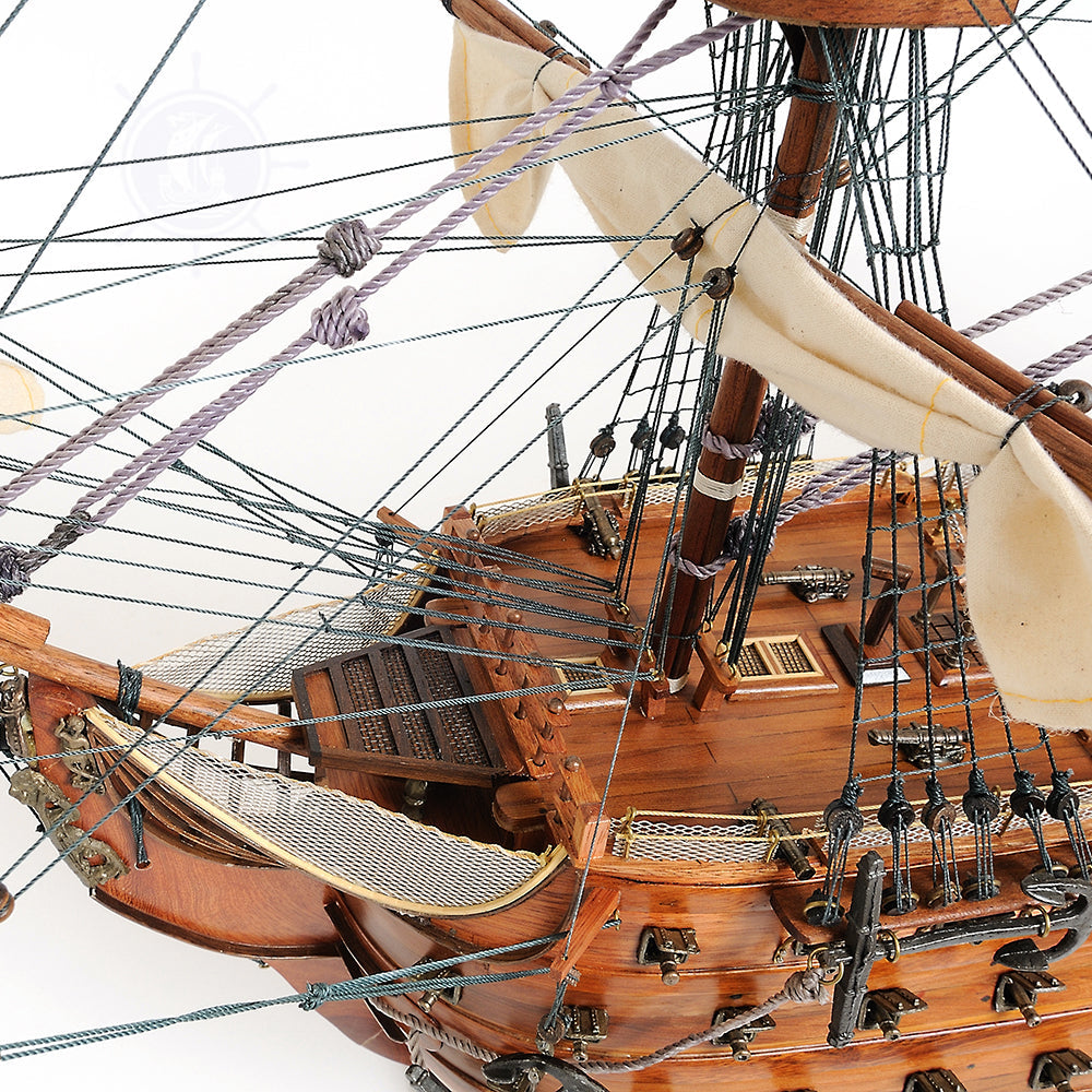 HMS VICTORY MODEL SHIP LARGE WITH TABLE TOP DISPLAY CASE | High-quality | Fully Assembled Wooden Ship Models