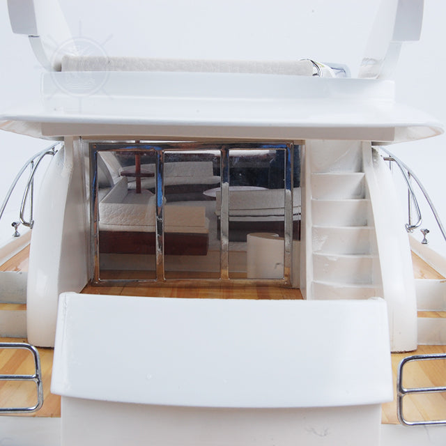 Manhattan Sunseeker Blue Painted L80 | High-quality | Home & Office Decoration For Wholesale