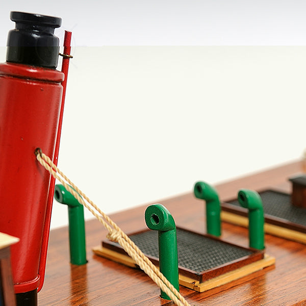 EARNSLAW PAINTED L60 | High-quality Cruiser| Fully Assembled Wooden Model Ship For Wholesale